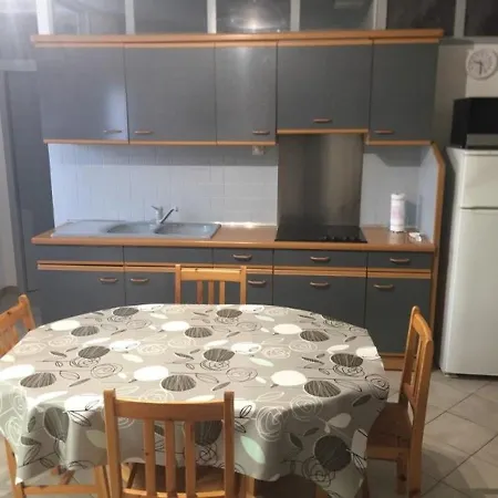 Etchea 1 Apartment Arcachon